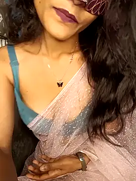 REVA DARLING online show from 26, 1, 2025