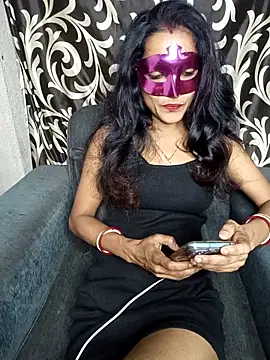 Snapshot of REVA_DARLING chatting on 18, 6, 2026 REVA DARLING online show from 18, 6, 2026
