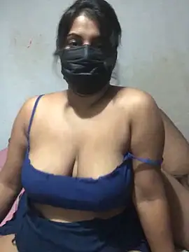 NOORA-GIRL online show from 11, 3, 2025