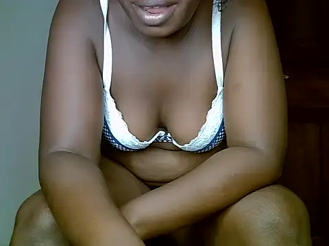 SWEETRENNE  online show from 23, 3, 2025