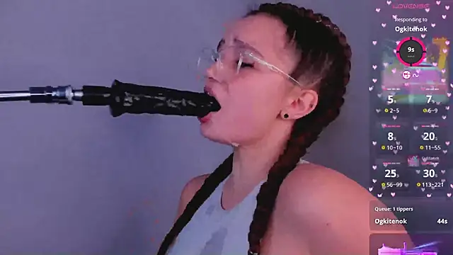 bitchpeace  online show from 19, 2, 2025