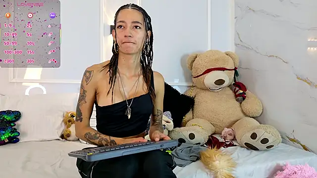 Snapshot of zorravioletta1 chatting on 19, 2, 2026 zorravioletta1 online show from 19, 2, 2026