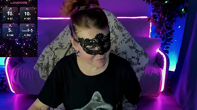 Snapshot of Sexy-Housewife chatting on 25, 12, 2024 Sexy-Housewife online show from 25, 12, 2024