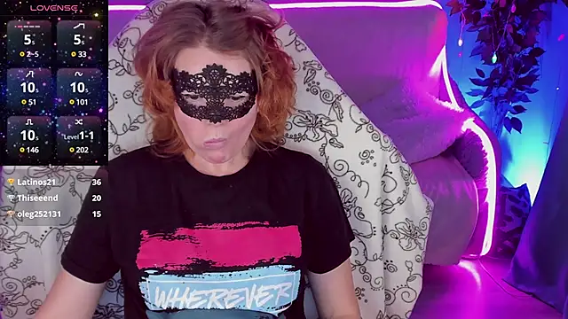 Snapshot of Sexy-Housewife chatting on 14, 1, 2025 Sexy-Housewife online show from 14, 1, 2025