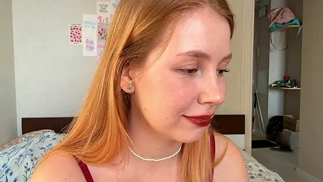 Snapshot of HoneyAudrey chatting on 21, 2, 2026 HoneyAudrey online show from 21, 2, 2026