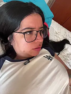 Devilsweet17 online show from 2, 6, 2026
