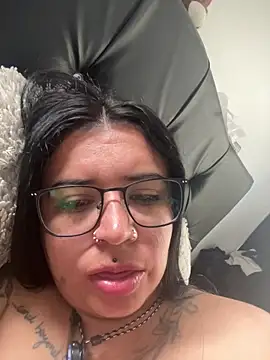 Devilsweet17 online show from 14, 6, 2026