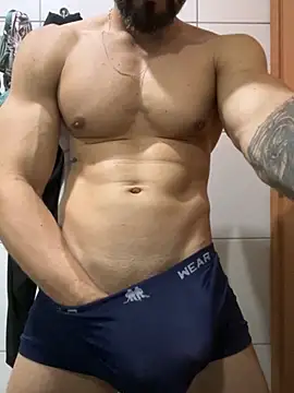 Lb20gostoso online show from 8, 10, 2025