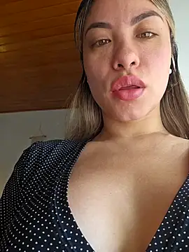 Karen San Miguel online show from 19, 1, 2025