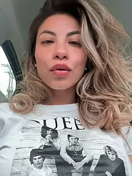 Karen San Miguel online show from 26, 1, 2025