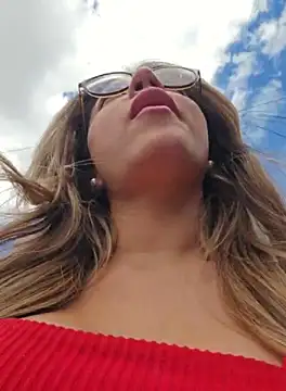 Karen San Miguel online show from 2, 10, 2025