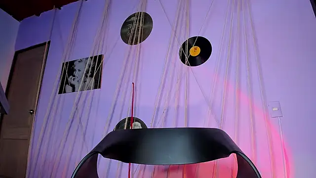 Snapshot of MrShaggy chatting on 22, 1, 2025 MrShaggy online show from 22, 1, 2025