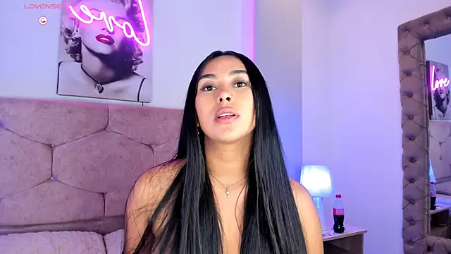 Cameliaa Smiith online show from 30, 1, 2025