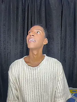 maiki18  online show from 16, 4, 2026