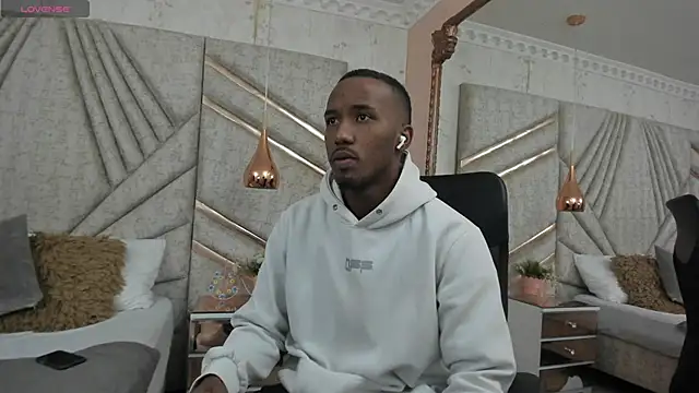 Snapshot of JamesParck chatting on 15, 1, 2025 JamesParck online show from 15, 1, 2025