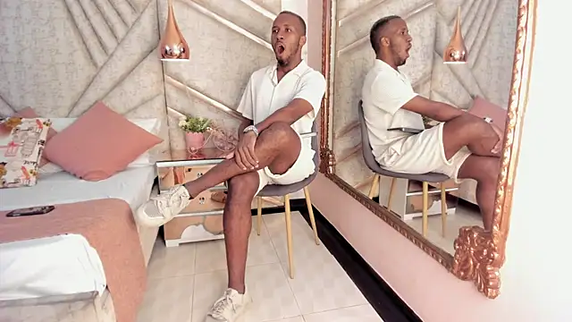 Snapshot of JamesParck chatting on 14, 3, 2025 JamesParck online show from 14, 3, 2025