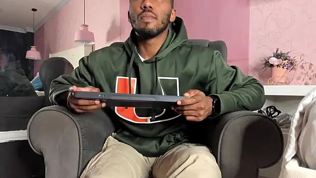 Snapshot of JamesParck chatting on 20, 2, 2026 JamesParck online show from 20, 2, 2026