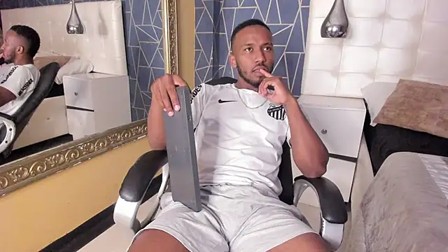 JamesParck online show from 4, 4, 2026