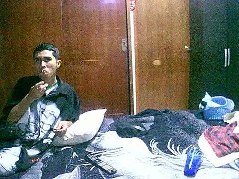 Snapshot of jperezofficial1 chatting on 11, 9, 2025 jperezofficial1 online show from 11, 9, 2025