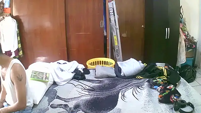 Snapshot of jperezofficial1 chatting on 29, 9, 2025 jperezofficial1 online show from 29, 9, 2025