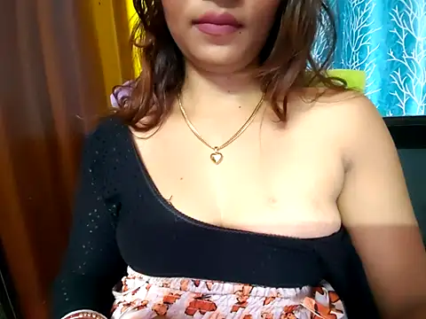 Snapshot of cutesoma2 chatting on 24, 11, 2025 cutesoma2 online show from 24, 11, 2025