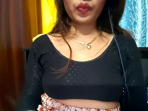 Snapshot of cutesoma2 chatting on 14, 12, 2025 cutesoma2 online show from 14, 12, 2025