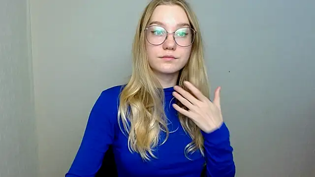 cindi hot online show from 17, 11, 2025