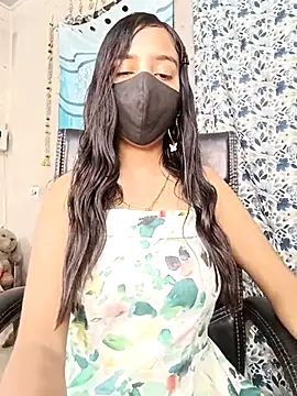 Parinaaz18 online show from 4, 4, 2026