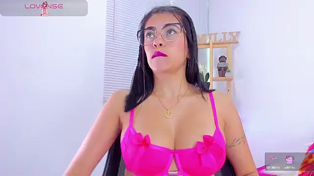 EmillySanders online show from 10, 1, 2025