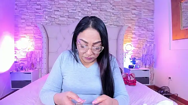 Gina Myers online show from 12, 3, 2026