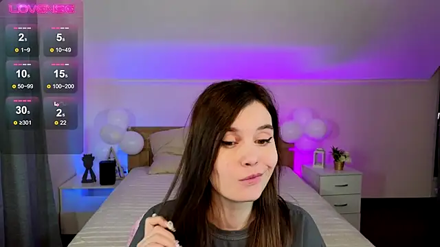 SusieMorris online show from 25, 2, 2025