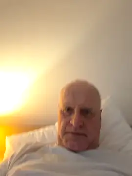 Milkasahne64 online show from 2, 4, 2026