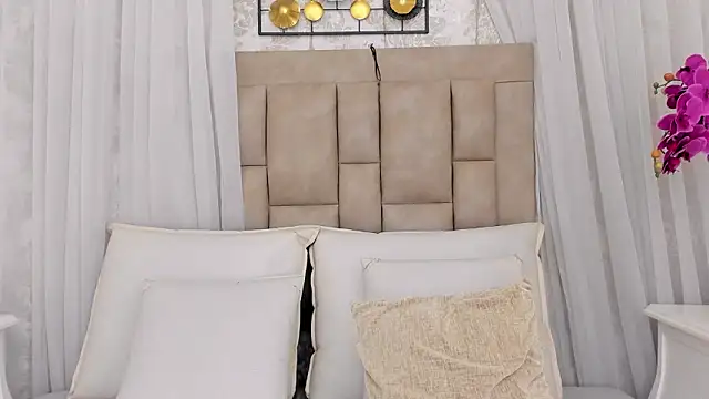 Snapshot of MarianaSanz chatting on 17, 2, 2026 MarianaSanz online show from 17, 2, 2026