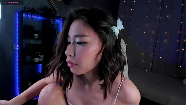 sensualily online show from 15, 3, 2025