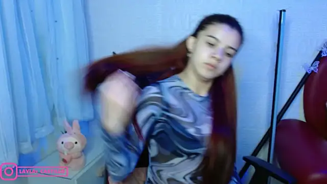 Layla castilloo online show from 27, 2, 2025