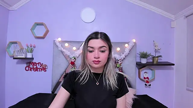 Esteff  o2 online show from 18, 12, 2024