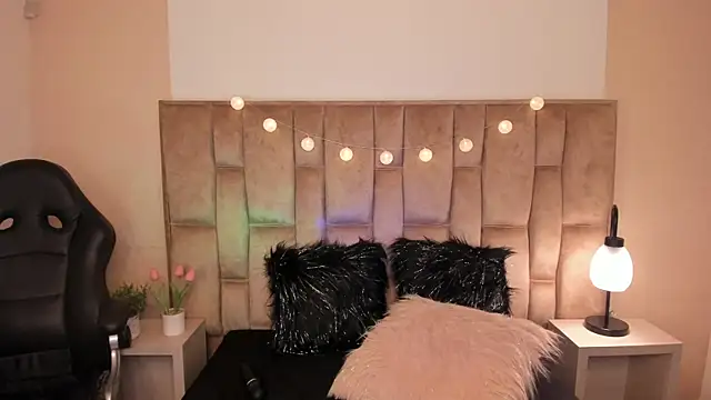 Esteff  o2 online show from 8, 3, 2025