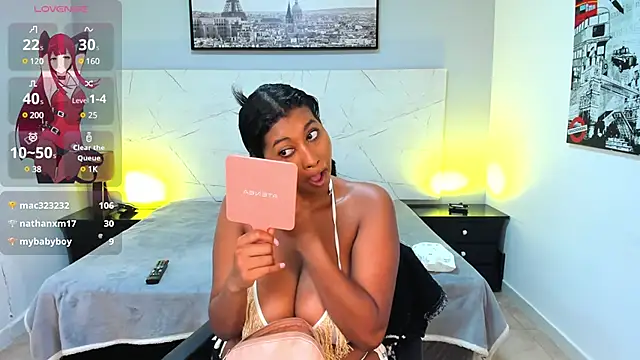 LAYLATAYLOR  online show from 18, 1, 2025