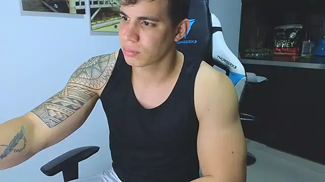 Ethanstill1 online show from 8, 2, 2025