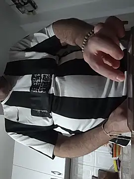 Snapshot of Maryo0001 chatting on 10, 11, 2025 Maryo0001 online show from 10, 11, 2025