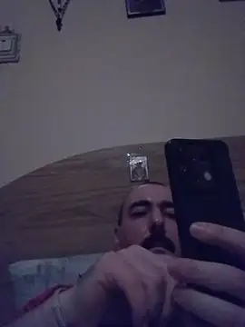 Snapshot of Maryo0001 chatting on 15, 11, 2025 Maryo0001 online show from 15, 11, 2025