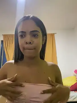 Snapshot of NAUGHTY_LITTLE_18 chatting on 15, 12, 2024 NAUGHTY LITTLE 18 online show from 15, 12, 2024