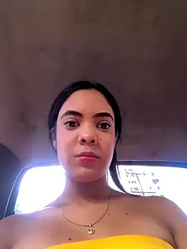 Snapshot of NAUGHTY_LITTLE_18 chatting on 29, 10, 2025 NAUGHTY LITTLE 18 online show from 29, 10, 2025