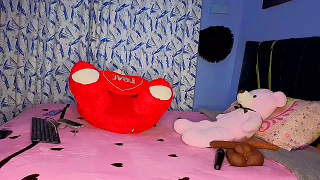 Cherriikenzie online show from 5, 6, 2026