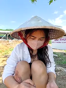 Snapshot of lyna_bl chatting on 16, 3, 2026 lyna bl online show from 16, 3, 2026