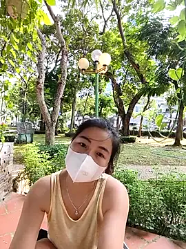 Snapshot of lyna_bl chatting on 21, 4, 2026 lyna bl online show from 21, 4, 2026