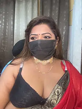 Snapshot of Oh-Monika chatting on 4, 2, 2026 Oh-Monika online show from 4, 2, 2026