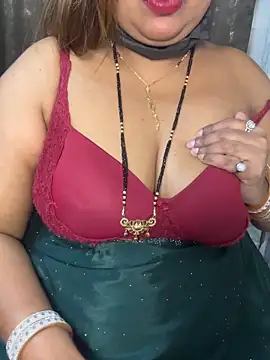 Snapshot of Oh-Monika chatting on 1, 5, 2026 Oh-Monika online show from 1, 5, 2026