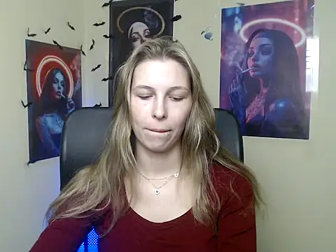 Snapshot of StrangerGi chatting on 27, 5, 2026 StrangerGi online show from 27, 5, 2026