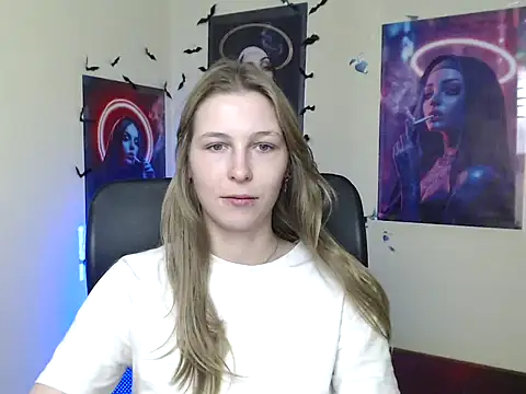 Snapshot of StrangerGi chatting on 5, 6, 2026 StrangerGi online show from 5, 6, 2026